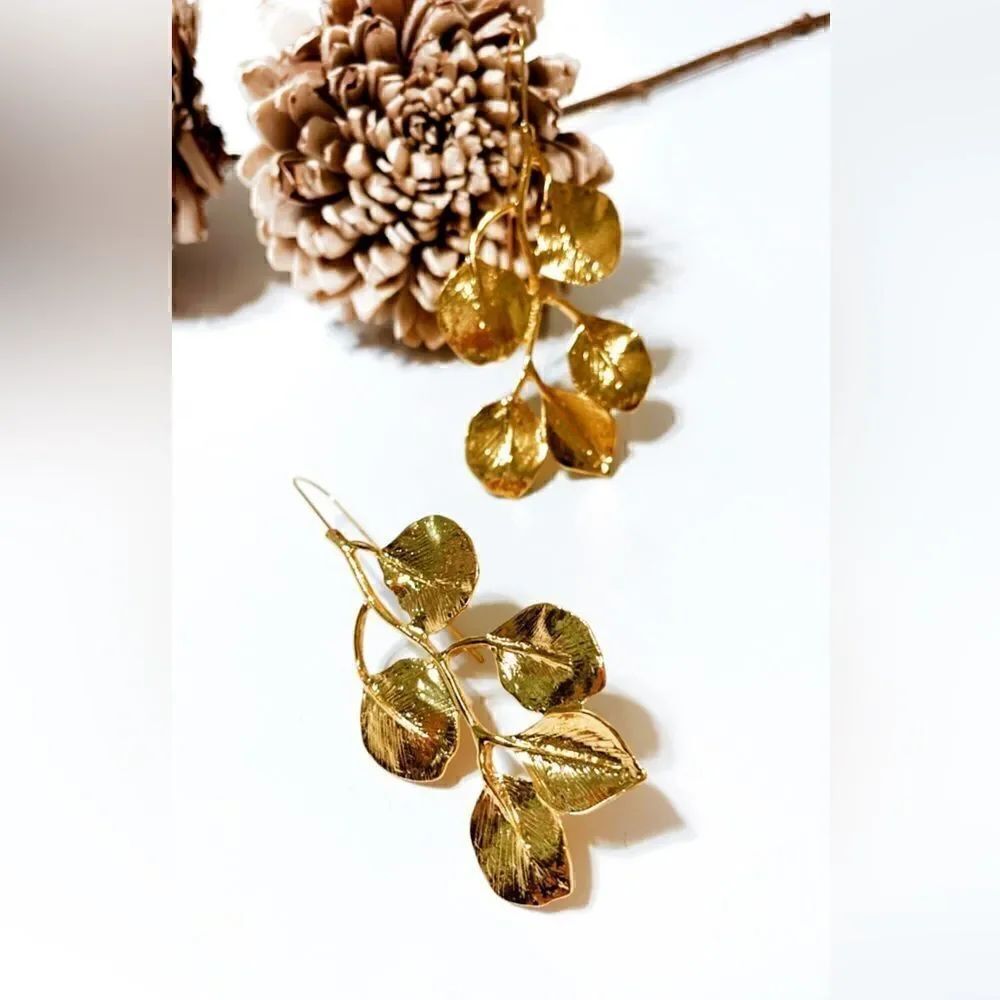 Gold leaf dangle earrings M34 - Picture 3 of 6